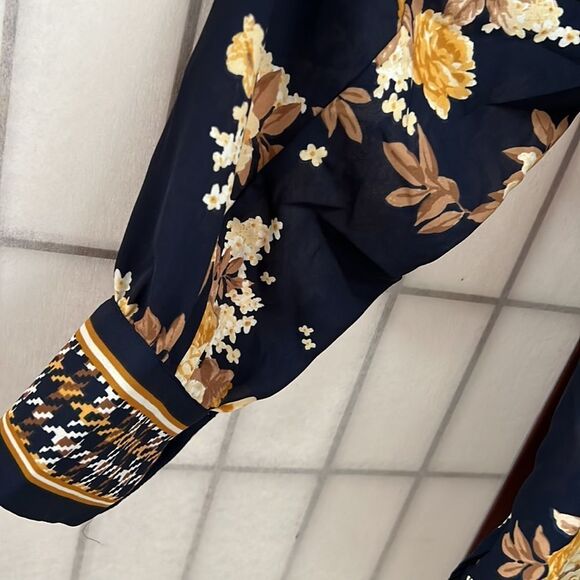 CHARTER CLUB FLORAL BLOUSE‎ SIZE XL - Picture 2 of 4